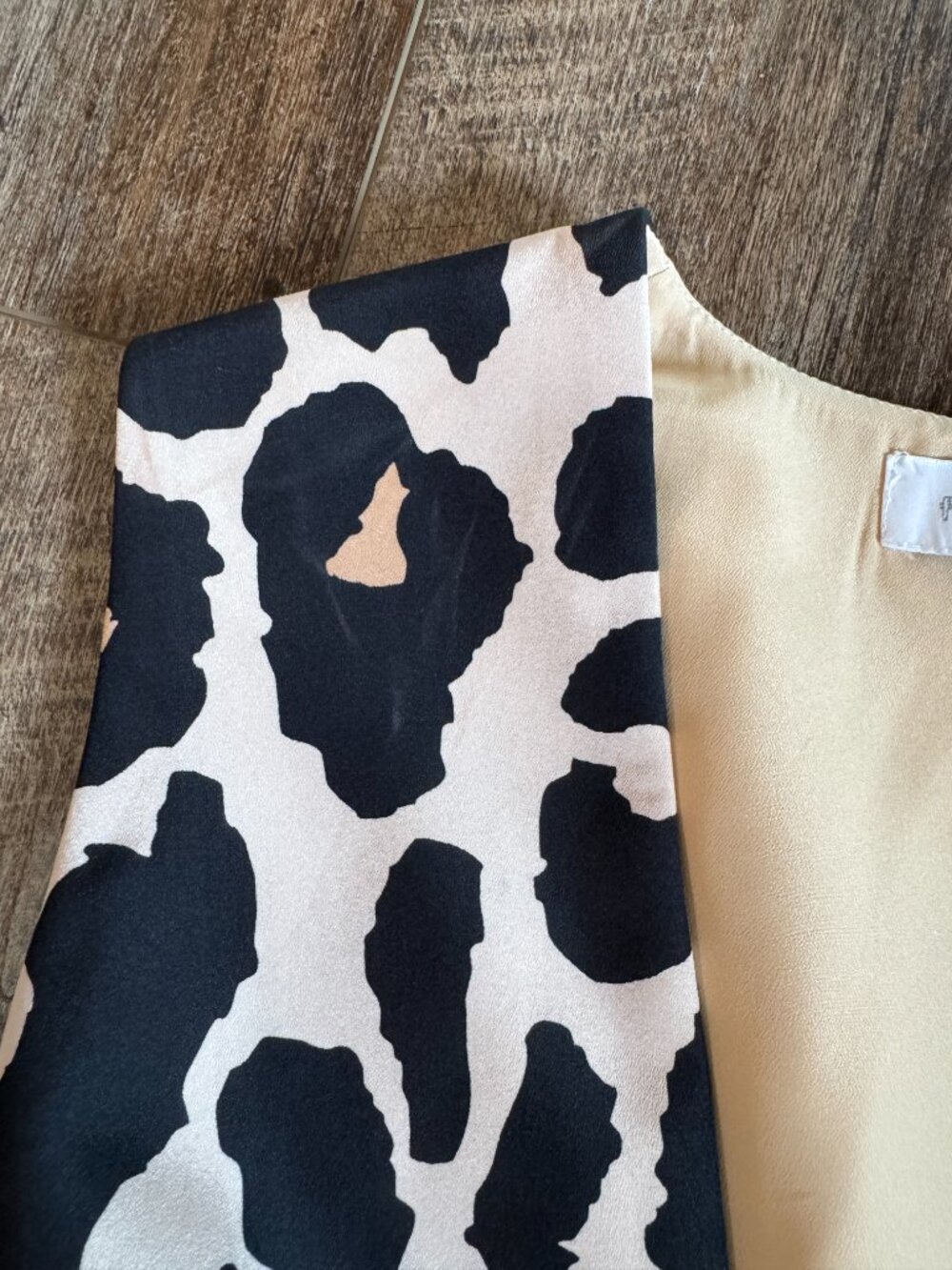 Finders Keepers Leopard Print Mini Dress Small Plunge V Neck Tulip Skirt Lined - Picture 3 of 11